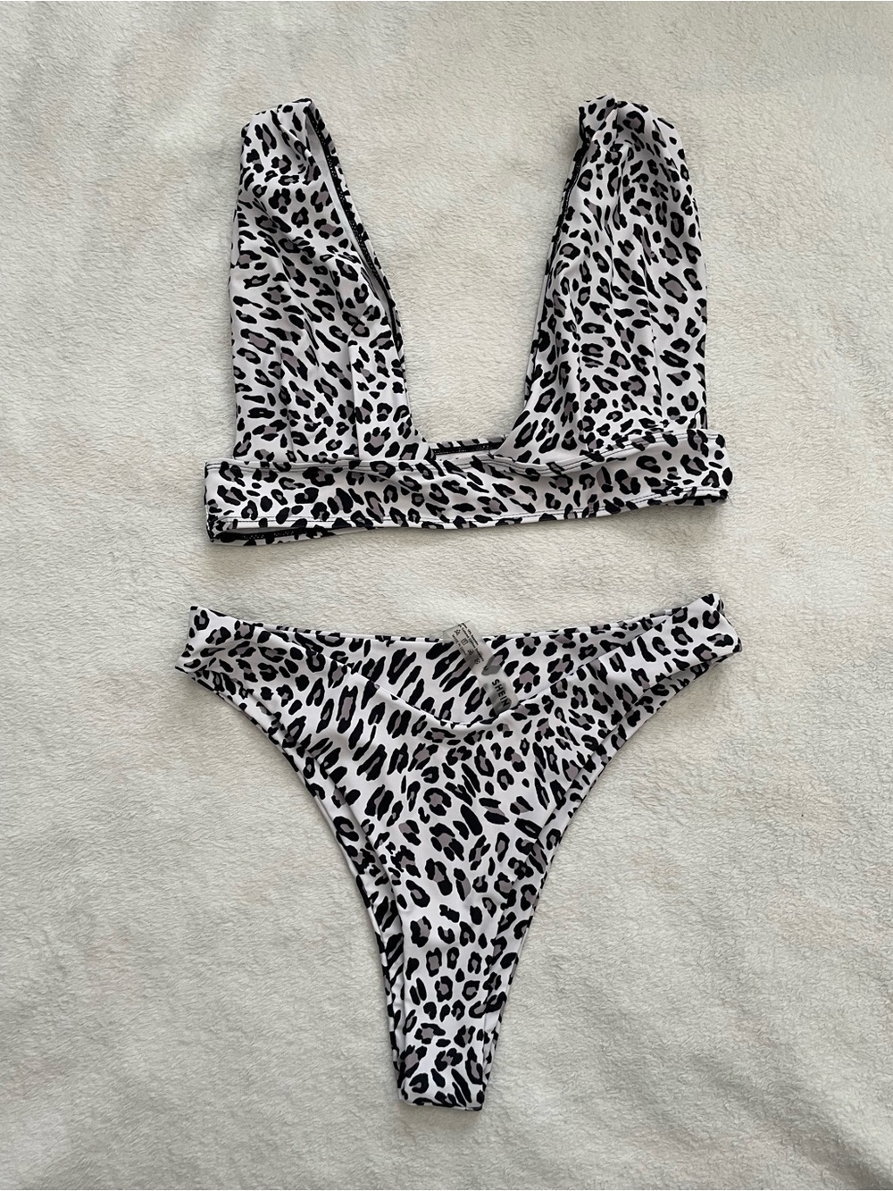 Shein size Medium Leopard Print Bikini Set in Black & White High Waisted Bottom